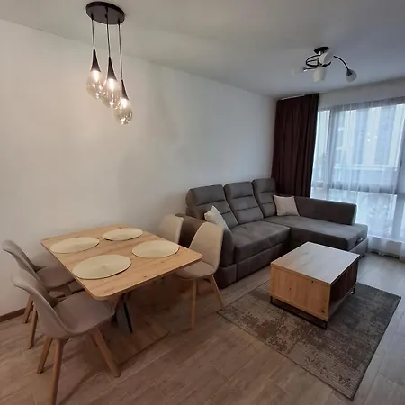 Azur Oasis Apartmán *